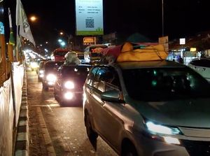 Kepadatan Arus Balik di Pelabuhan Merak Banten