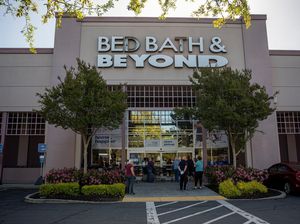 Penampakan Toko Raksasa Ritel AS Bed Bath & Beyond yang Bangkrut