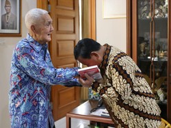 Prabowo Silaturahmi Lebaran ke Try Sutrisno, Dapat Pesan soal Pilpres 2024
