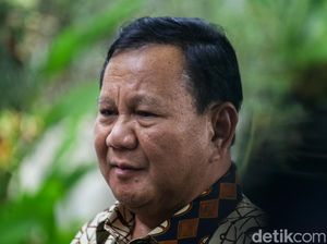 Survei Poltracking: Prabowo 28,8%, Ganjar 27,5%, Anies 19,3% Survei Poltracking: Prabowo 28,8%, Ganjar 27,5%, Anies 19,3%