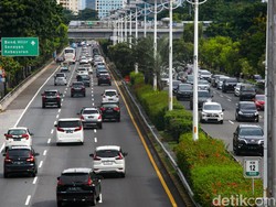 Lalin di Tol Dalkot Cawang hingga Tebet Padat Pagi Ini