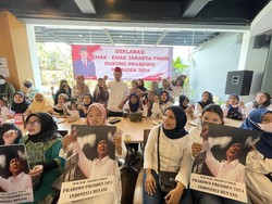 Relawan Emak-emak Jakarta Timur Deklarasi Dukung Prabowo Capres 2024