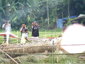 Perang Meriam Kuluwung di Perbatasan Karawang-Bogor Perang Meriam Kuluwung di Perbatasan Karawang-Bogor