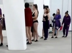 Viral Pegawai Toko Online Diminta Buka Baju dan Diperiksa