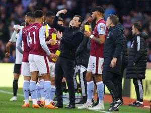 Aston Villa Sedang On Fire, Emery Tak Sabar Lawan MU!
