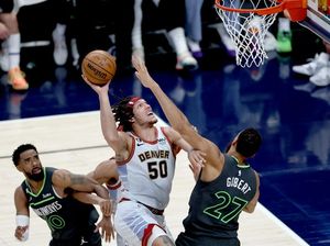 Playoff NBA: Suns dan Nuggets ke Semifinal, Hawks Perpanjang Napas Playoff NBA: Suns dan Nuggets ke Semifinal, Hawks Perpanjang Napas