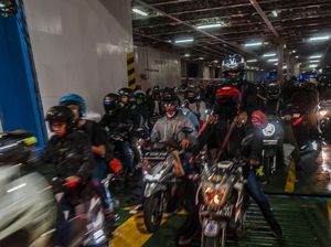 Potret Arus Balik di Pelabuhan Merak