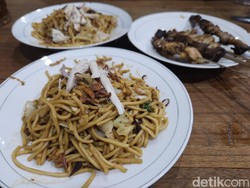 Bakmi Godog dan Goreng Racikan Pak Gareng yang Sedap Miroso Bumbunya