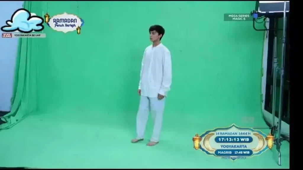 7 Foto Editan Gagal di Sinetron Indonesia Ini Bikin Ngakak Nggak Habis Pikir 7 Foto Editan Gagal di Sinetron Indonesia Ini Bikin Ngakak Nggak Habis Pikir