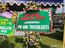 Muncul Karangan Bunga Ganjar Presiden Jelang Pengumuman Capres PPP