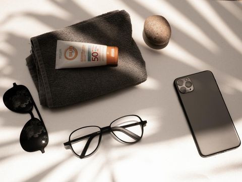 Pilih sunscreen dengan label broad-spectrum