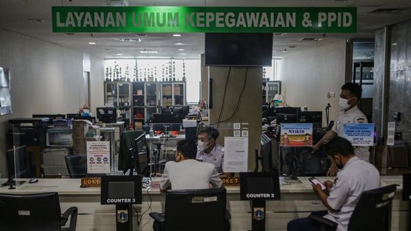Potret ASN DKI Jakarta Kerja di Hari Pertama Masuk Usai Lebaran