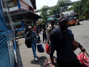 DKI Siapkan Aturan Perketat Pendatang Baru: Daya Tampung Jakarta Sudah Over DKI Siapkan Aturan Perketat Pendatang Baru: Daya Tampung Jakarta Sudah Over