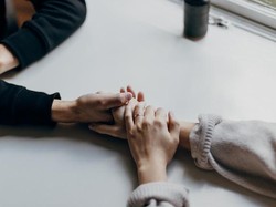 Keep Strong Artinya Apa? Simak Definisi, Sinonim, dan Contoh Kalimatnya