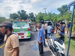 Tabrakan Pikap dengan 2 Motor di Jalur Denpasar-Gilimanuk, 1 Luka Parah