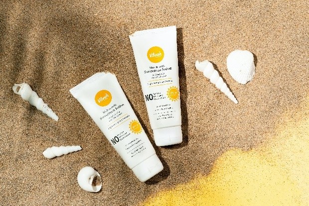 Tetap menggunakan sunscreen