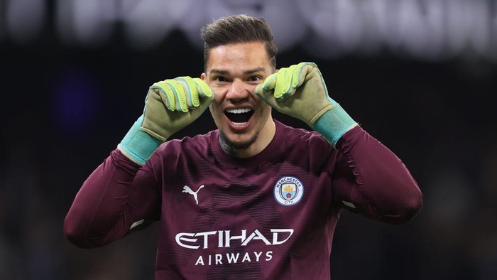 MANCHESTER, ENGLAND - APRIL 26: Manchester City goalkeeper Ederson mocks the Arsenal fans during the Premier League match between Manchester City and Arsenal FC at Etihad Stadium on April 26, 2023 in Manchester, United Kingdom. (Photo by Simon Stacpoole/Offside/Offside via Getty Images)