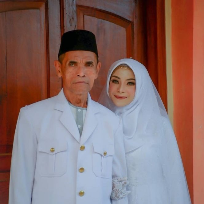 Ana Amalia dan Kakek Emen
