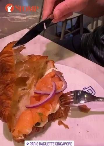 Beli Croissant di Toko Roti Terkenal, Pelanggan Bingung Isinya Tak Sesuai Gambar