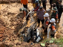 Ini Wujud 7 Motor yang Tertimbun Longsor di Pemancingan Bandung