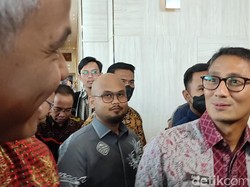 Sandiaga Bikin Pantun untuk Ganjar: Ayo Pak Gub Kolaborasi...