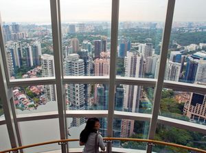 Ayah dan Anak Ini Beli Mal di Orchard Road, Harganya Rp 4,3 Triliun