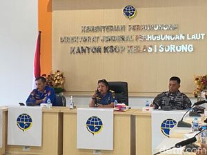 KSOP Sorong Bantah Kapal Kargo Inggris Kandas di Raja Ampat: Ada Kebocoran KSOP Sorong Bantah Kapal Kargo Inggris Kandas di Raja Ampat: Ada Kebocoran