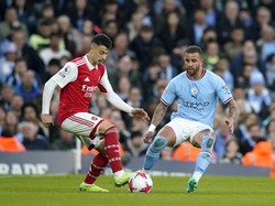 Arsenal Jangan Lepas Pedal Gas Dulu, Siapa Tahu...