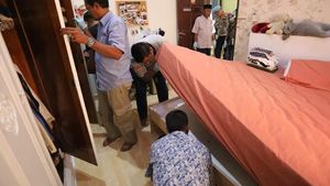 Momen Polda Sumut Geledah Rumah AKBP Achiruddin di Medan