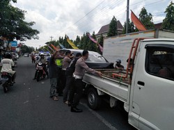 Kecelakaan Beruntun 4 Mobil di Simpang UNY Kulon Progo
