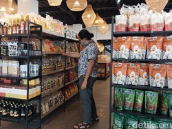 Toko Oleh-Oleh di Kota Batu Laris Manis, Keripik Tempe dan Buah Jadi Primadona