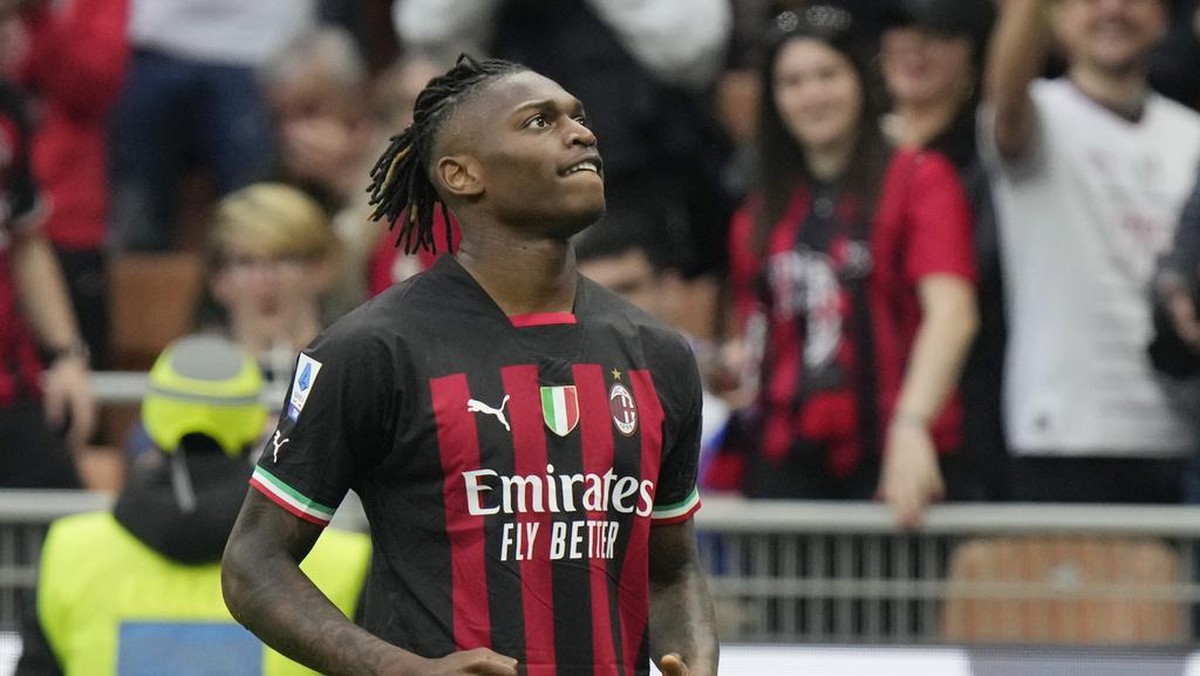 Rafael Leao. Foto: AP/Luca Bruno