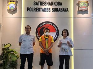 Kuli Nyambi Pengedar Narkoba di Surabaya Ditangkap, 159 Paket Sabu Disita Kuli Nyambi Pengedar Narkoba di Surabaya Ditangkap, 159 Paket Sabu Disita