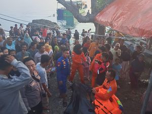 Geger Mayat Wanita Lansia Ditemukan Terapung di Laut Bone Bolango