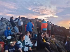 Anggota DPRD Bali Tolak Larangan Mendaki Gunung, Sarankan Pakai Pemandu Anggota DPRD Bali Tolak Larangan Mendaki Gunung, Sarankan Pakai Pemandu