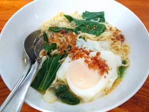 Bangun Mepet Imsak, Ini Saran Dokter Buat yang Terpaksa Sahur dengan Mi Instan Bangun Mepet Imsak, Ini Saran Dokter Buat yang Terpaksa Sahur dengan Mi Instan