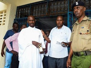 Pendeta Terkenal di Kenya Ditangkap Atas Kematian Massal Pengikutnya Pendeta Terkenal di Kenya Ditangkap Atas Kematian Massal Pengikutnya