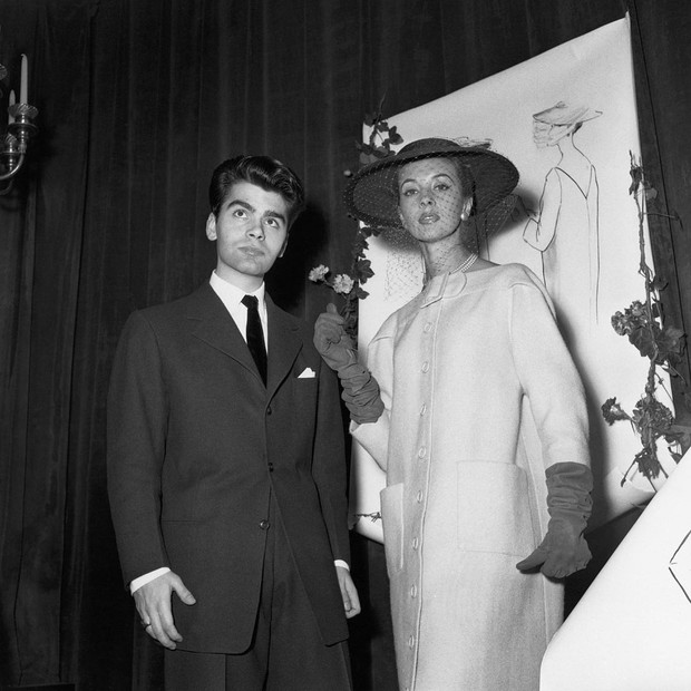 Karl Lagerfeld, 21 tahun, menangkan kompetisi International Wool Secretariat/