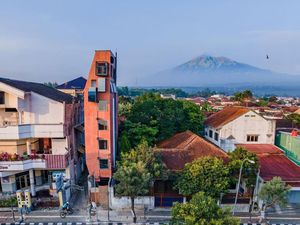 Cerita Pemilik Hotel Paling Ramping di Dunia di Salatiga: Suka Didatangi Satpol PP Cerita Pemilik Hotel Paling Ramping di Dunia di Salatiga: Suka Didatangi Satpol PP