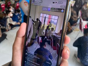 Proses Penerimaan Polisi di Jabar Live Streaming di 8 Platform Medsos Proses Penerimaan Polisi di Jabar Live Streaming di 8 Platform Medsos