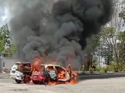 Mobil Terbakar karena Bawa Korek-Parfum, Asuransi Nggak Mau Nanggung