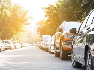 Cuaca Panas, Hindari Parkir Mobil di Bawah Sinar Matahari