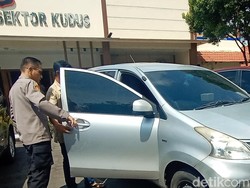 Pria Bermobil Pamer Kelamin di Kudus, Saksi: Setop di Tengah Jalan-Masuk Kios