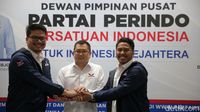Momen Eks Kader PSI dan Putra Wamenag Dilantik Jadi Kader Perindo