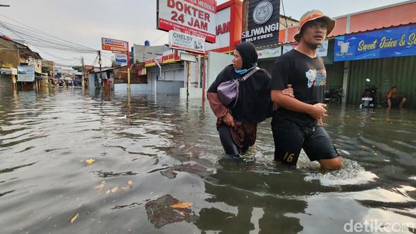 Perumahan Taman Asri Tangerang Sempat Banjir hingga 1 Meter