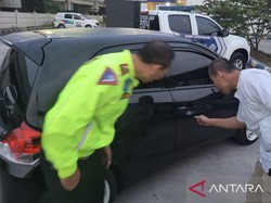 4 Pembobol Mobil Pemudik di Rest Area Km 57 Tol Japek Ditangkap!