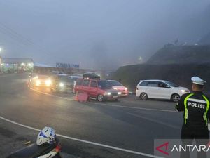 Volume Kendaraan Naik, One Way Diterapkan di Jalur Cianjur Arah Bogor