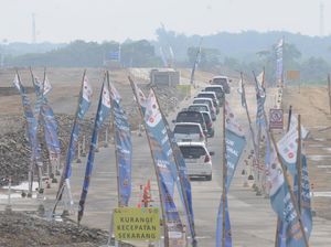 Potret Tol Fungsional Solo-Yogyakarta Ramai Dilalui Kendaraan saat Arus Balik