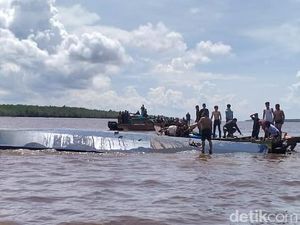 Polisi Ralat Jumlah Korban Kecelakaan Kapal Evelyn di Inhil: 11 Orang Polisi Ralat Jumlah Korban Kecelakaan Kapal Evelyn di Inhil: 11 Orang