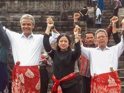 Puan Unggah Foto Lawas Gandeng Ganjar: 10 Tahun Lalu Kita Berjuang Bersama